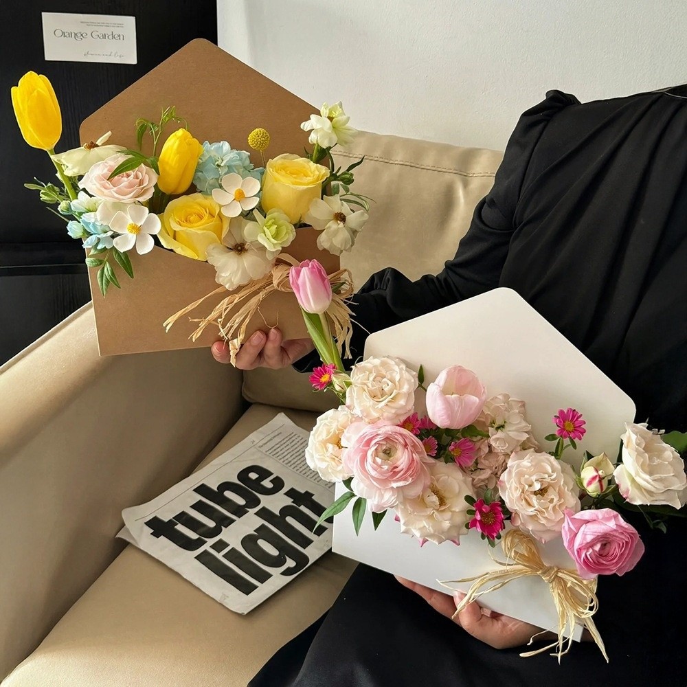Envelope Shaped Cardboard Flow - Florist Supply Paper ulasan dan harga